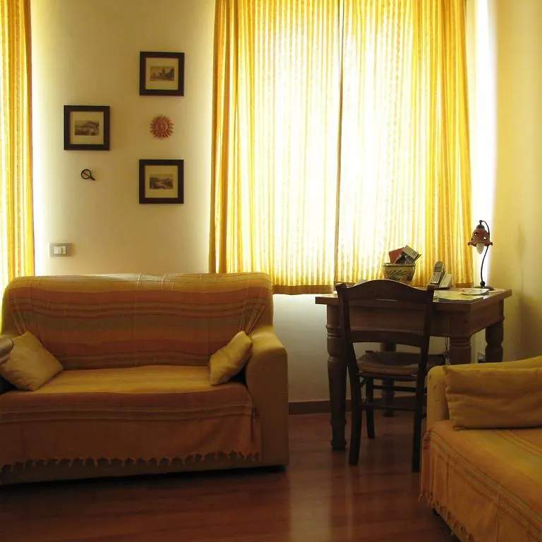B&B Agon Taormina 2*,